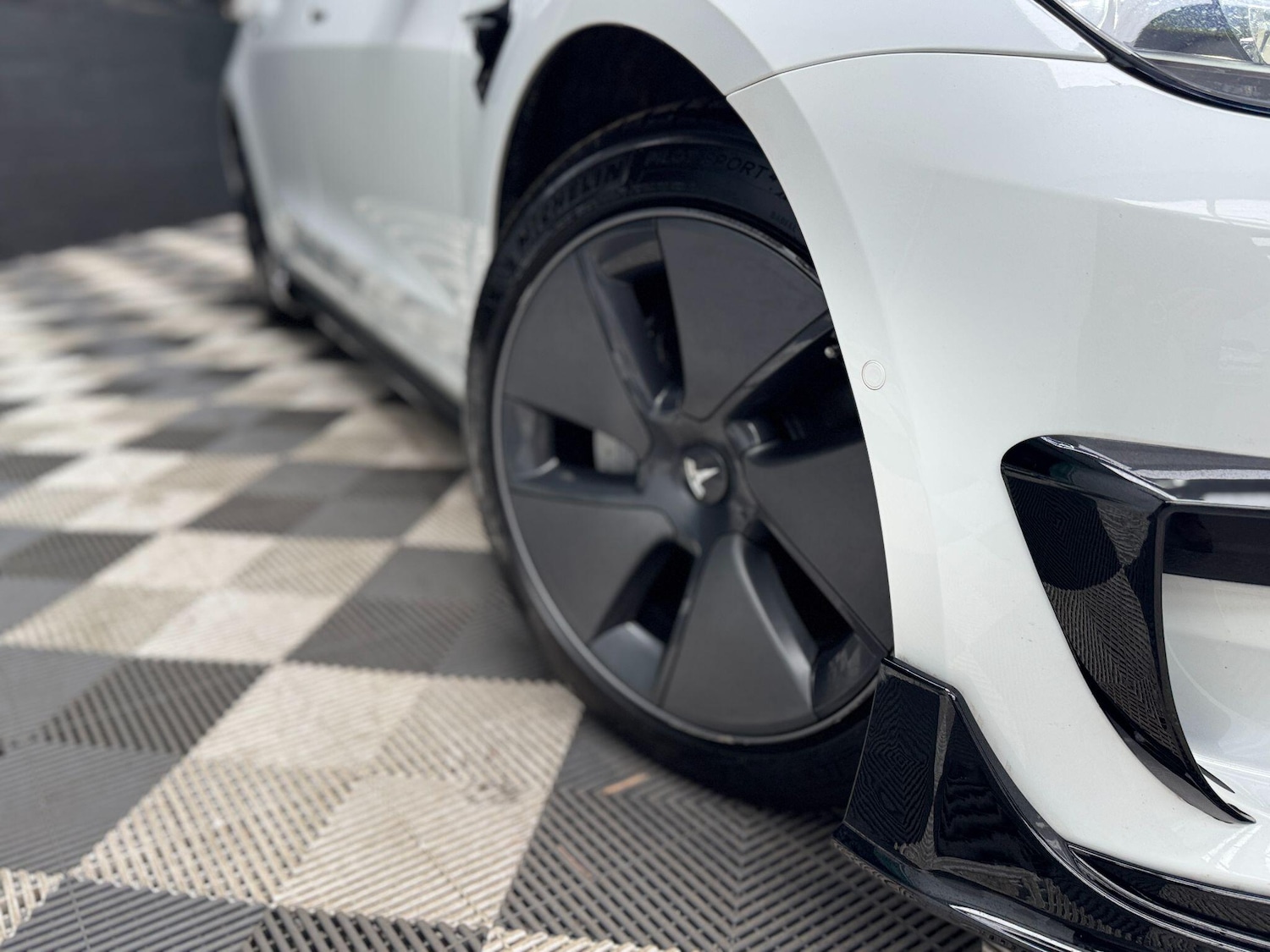 Used Tesla Model 3 2021 for sale - 77611996: Photo 23