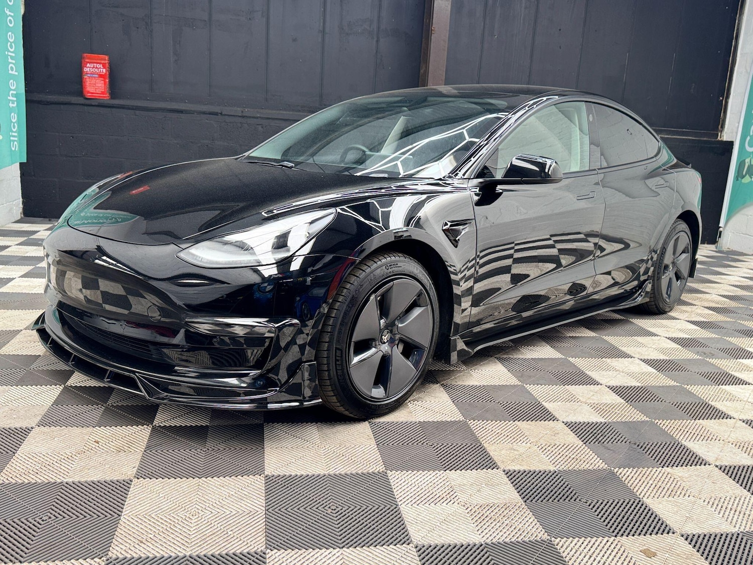 Used Tesla Model 3 2021 for sale - 77612708: Photo 10