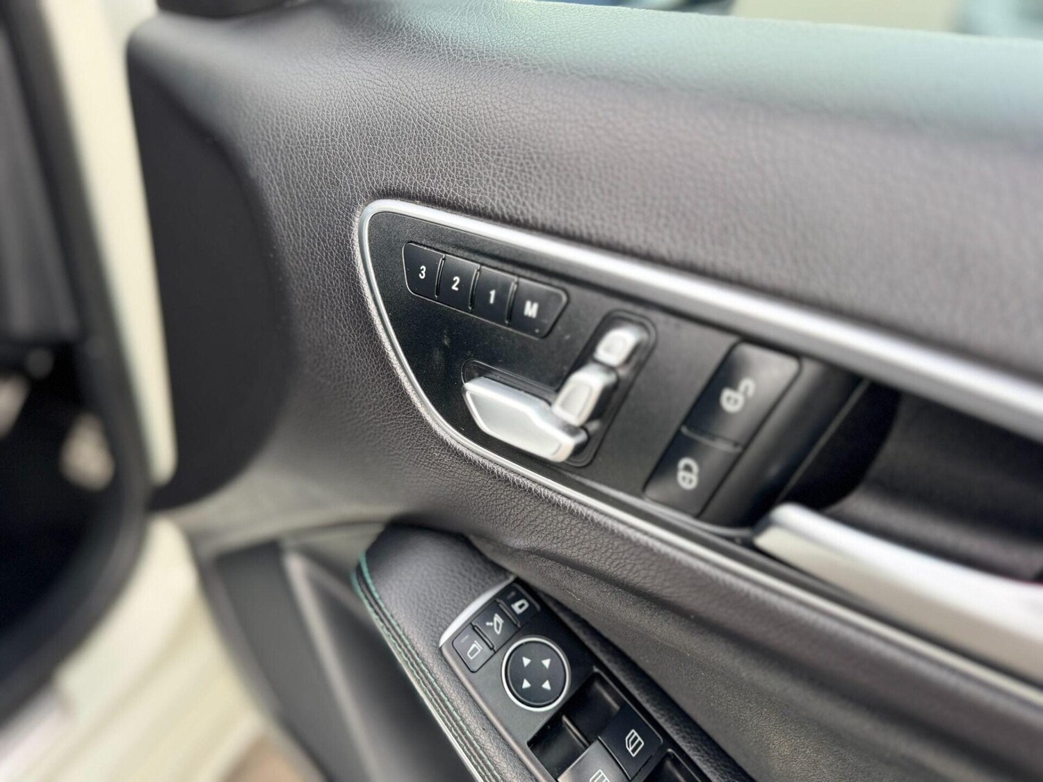 Used Mercedes-Benz A-Class 2015 for sale - 77931014: Photo 26