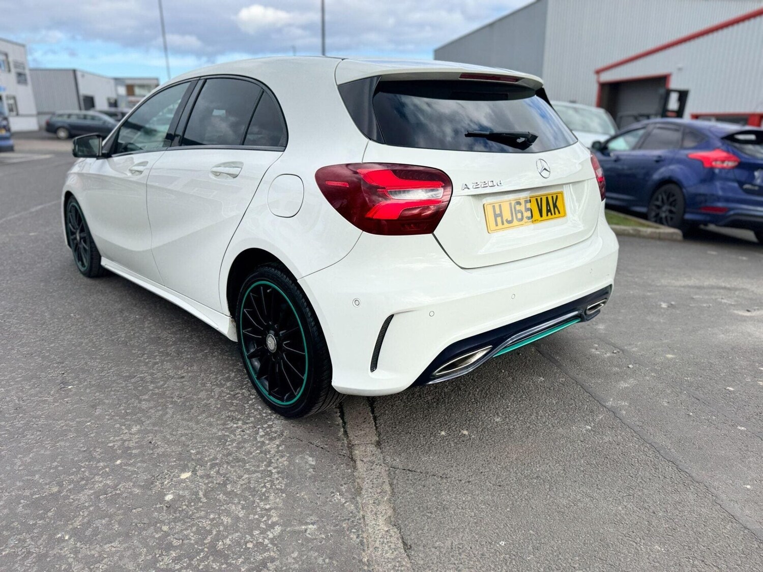 Used Mercedes-Benz A-Class 2015 for sale - 77931014: Photo 9