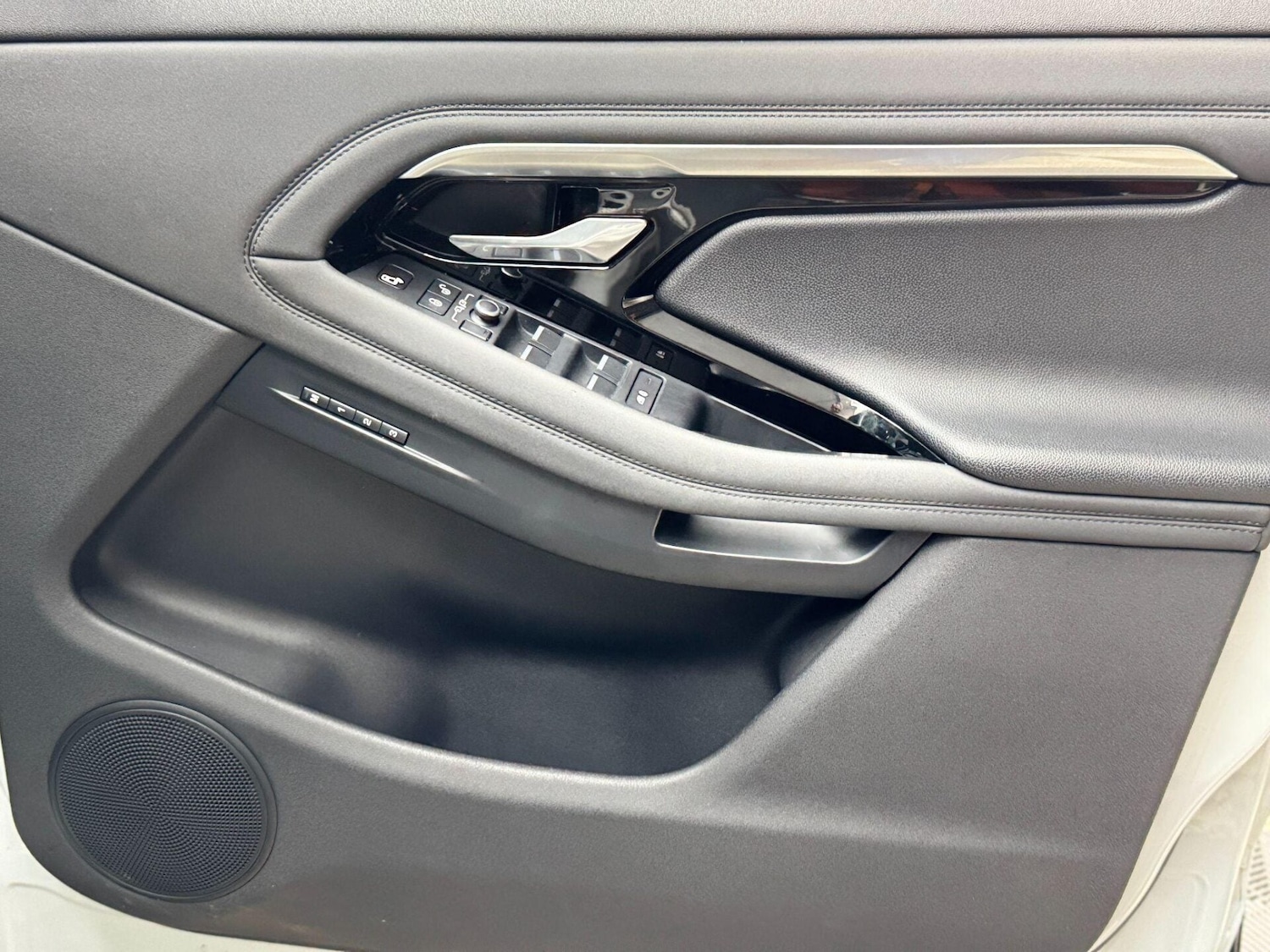 Used Land Rover Range Rover Evoque 2020 for sale - 77878012: Photo 30