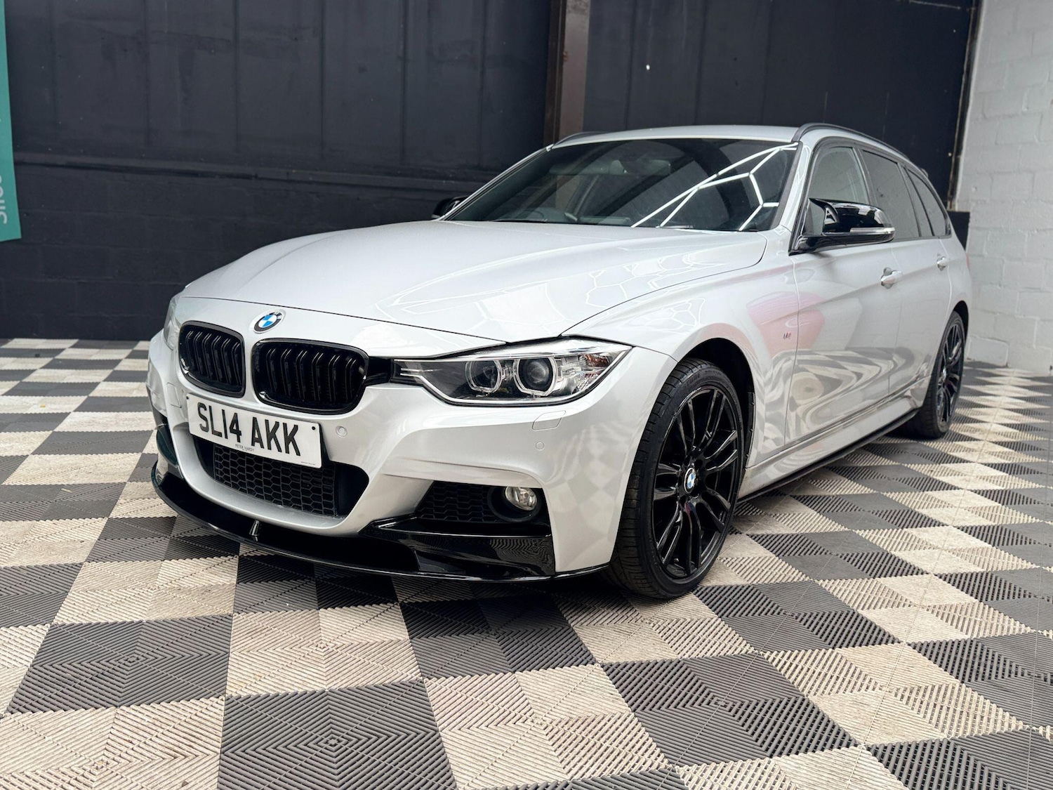 Used BMW 3 Series for sale - 77824644: Photo 11