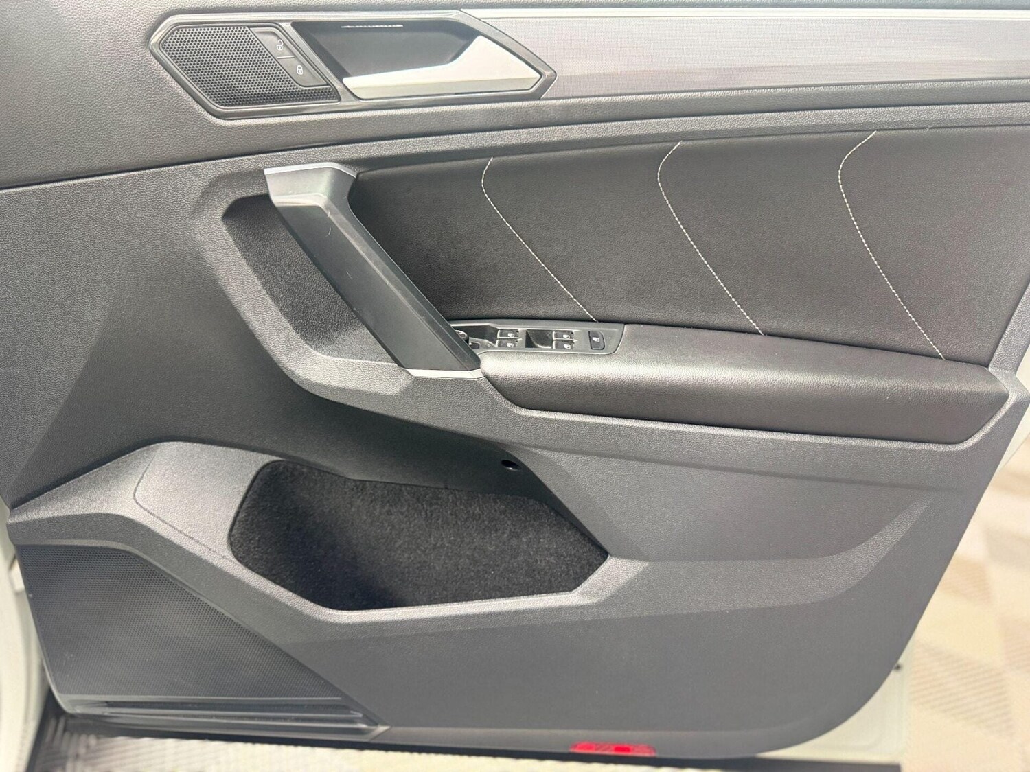 Used Volkswagen Tiguan 2018 for sale - 78027286: Photo 30