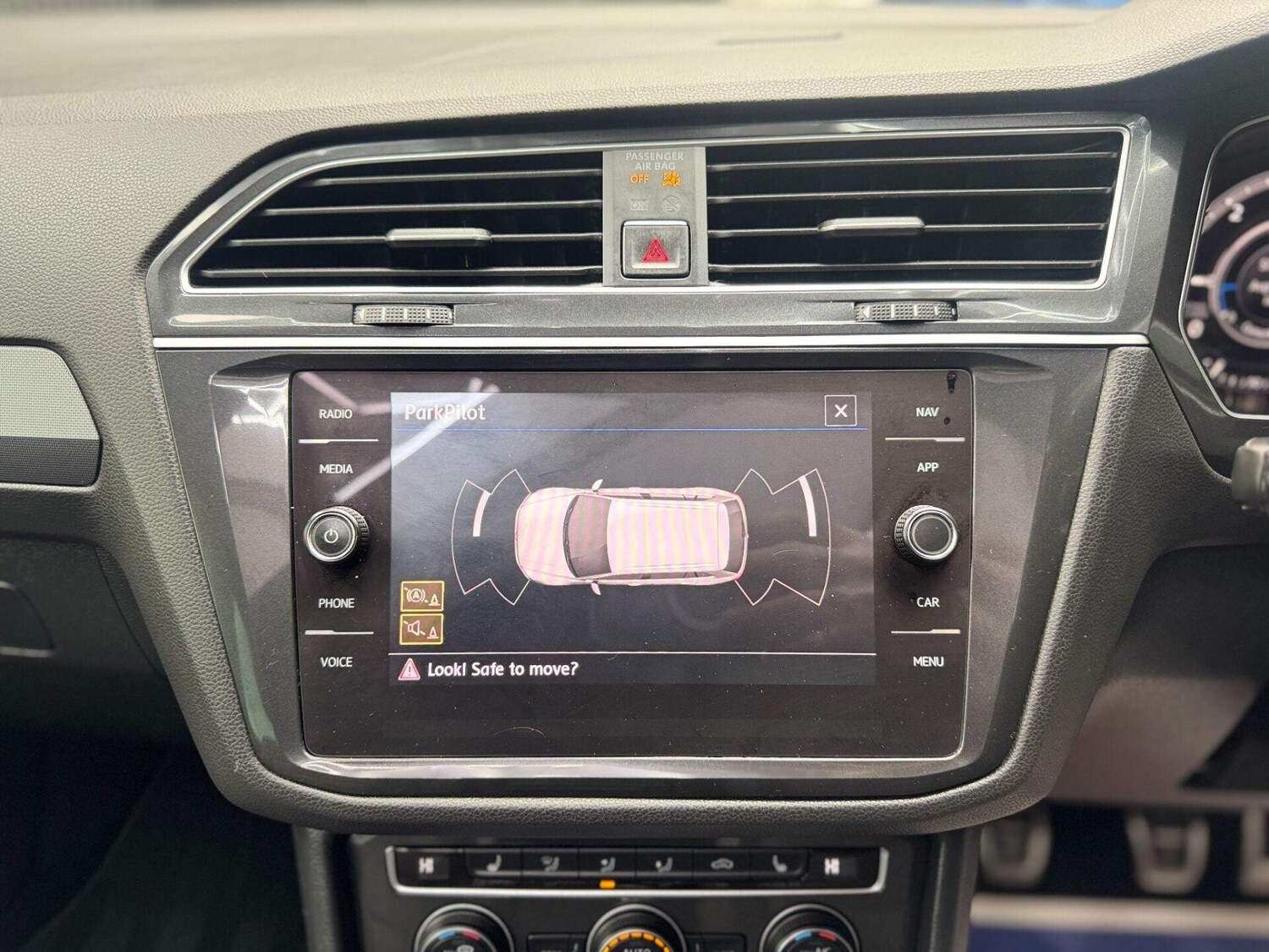 Used Volkswagen Tiguan 2018 for sale - 78027286: Photo 32