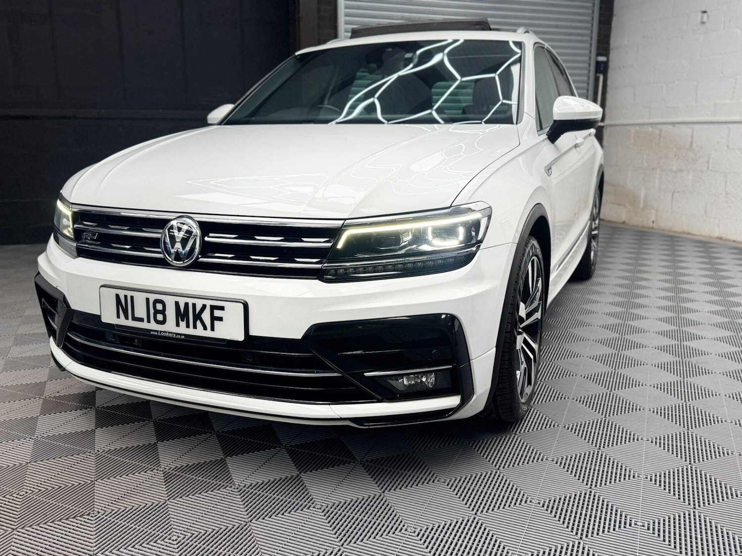 Used Volkswagen Tiguan 2018 for sale - 78027286: Photo 4