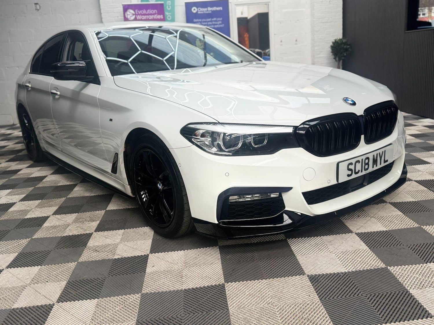 Used BMW 5 Series 2018 for sale - 77769071: Photo 10