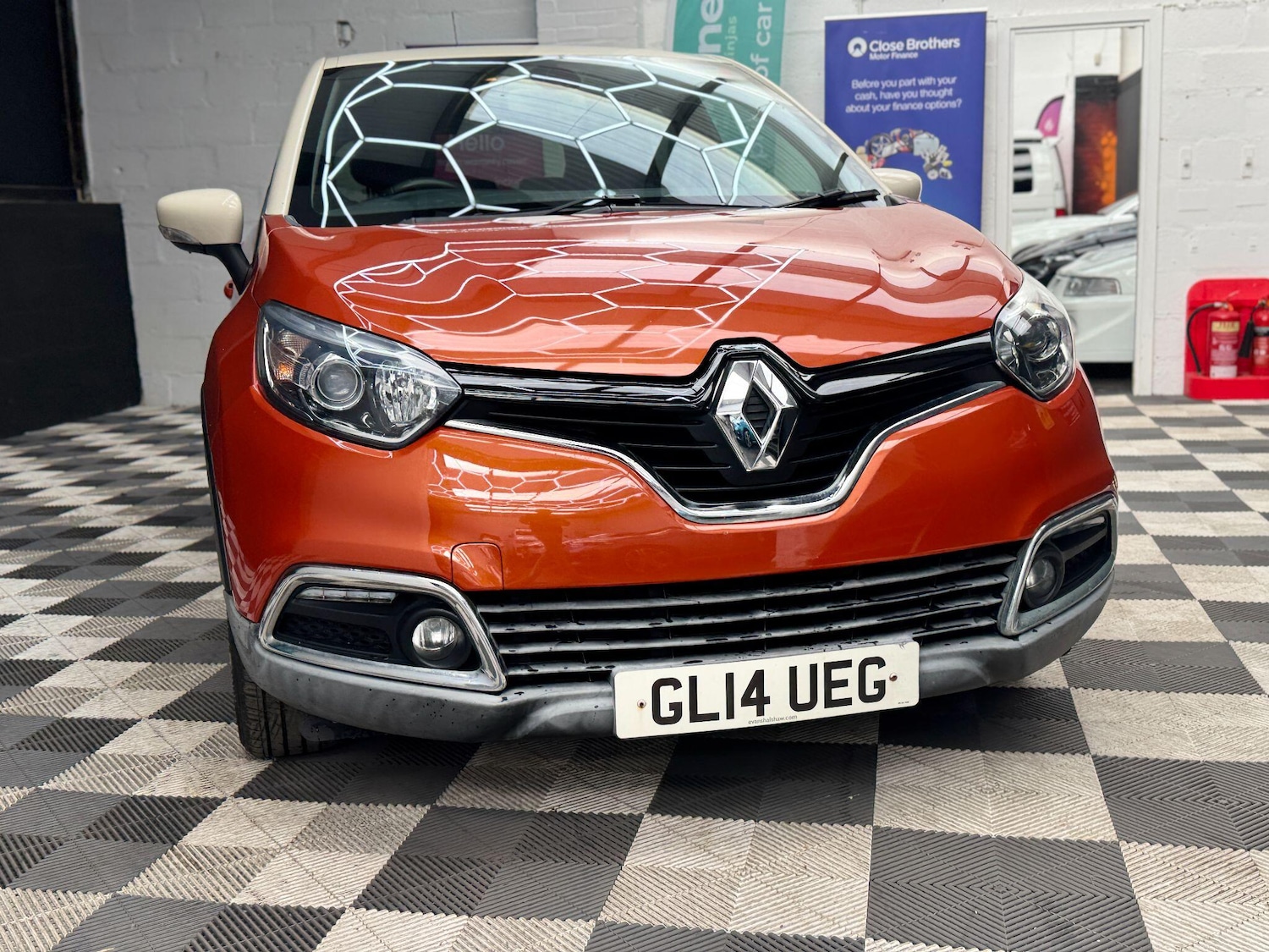 Used Renault Captur 2014 for sale - 77838767: Photo 2