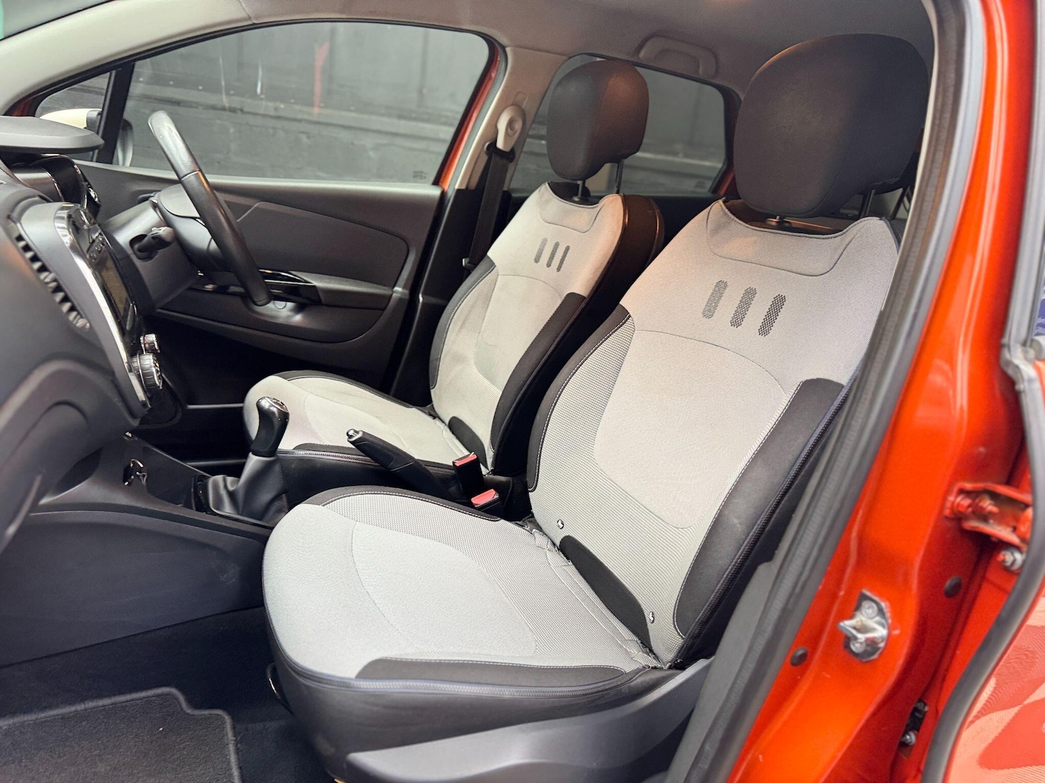 Used Renault Captur 2014 for sale - 77838767: Photo 50