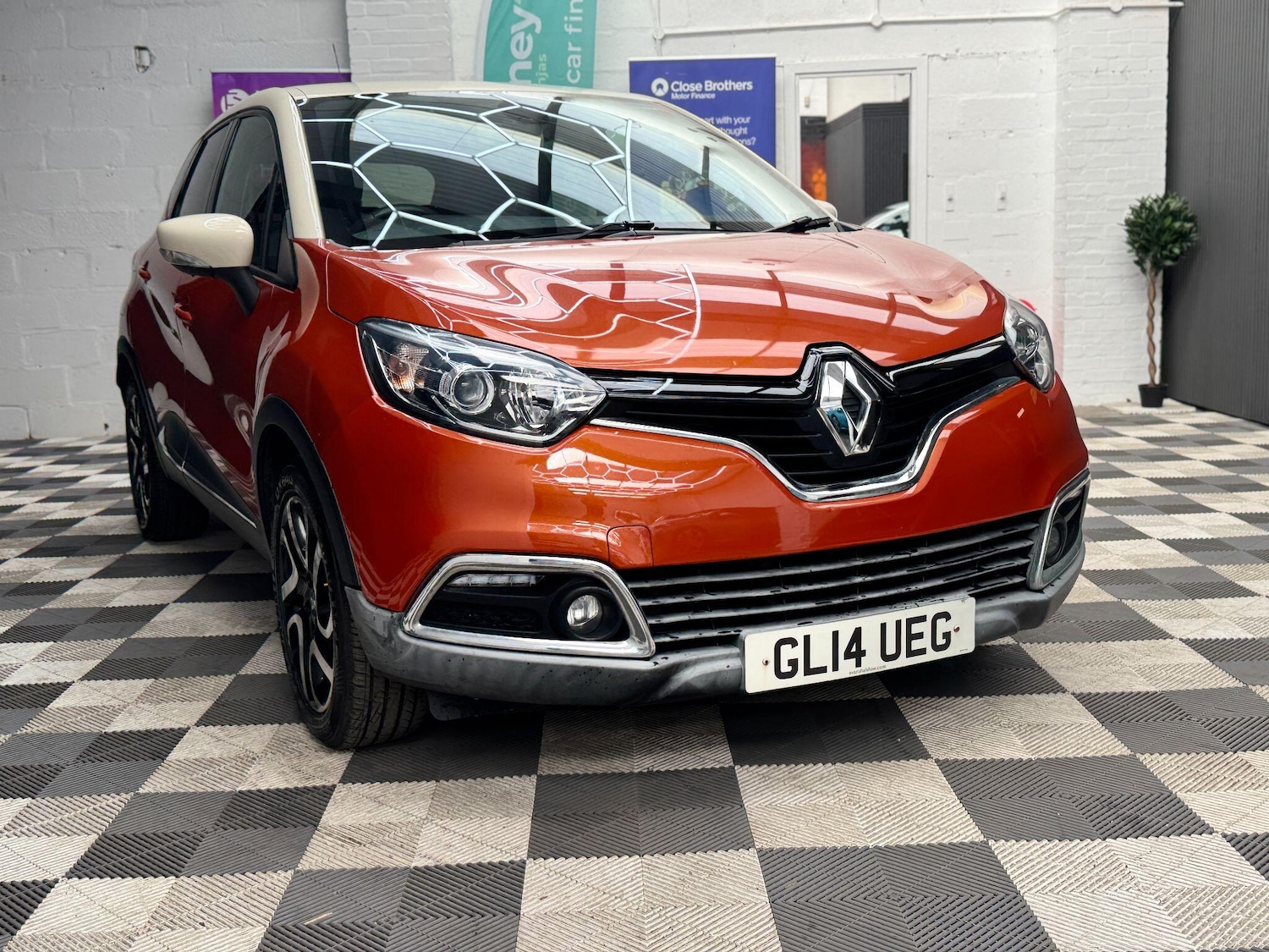 Used Renault Captur 2014 for sale - 77838767: Photo 6