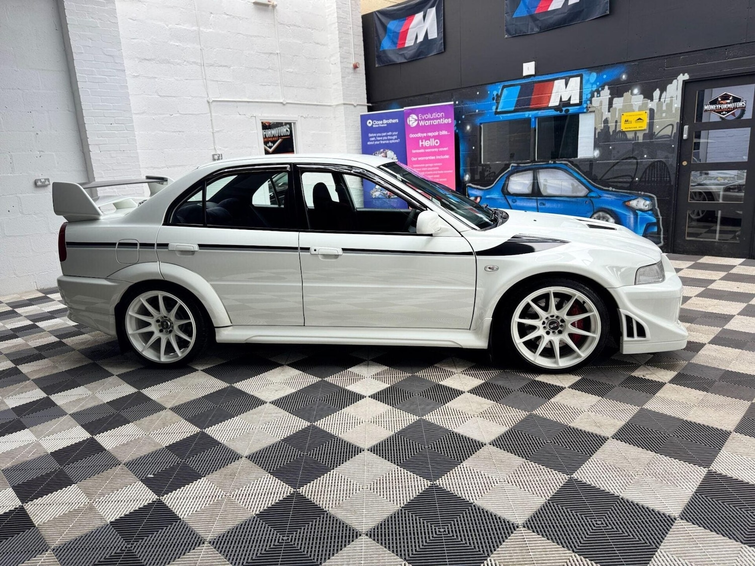 Used Mitsubishi Lancer 2001 for sale - 77878051: Photo 32