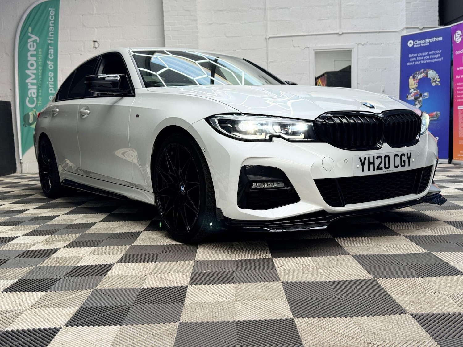 Used BMW 3 Series 2020 for sale - 77611624: Photo 9