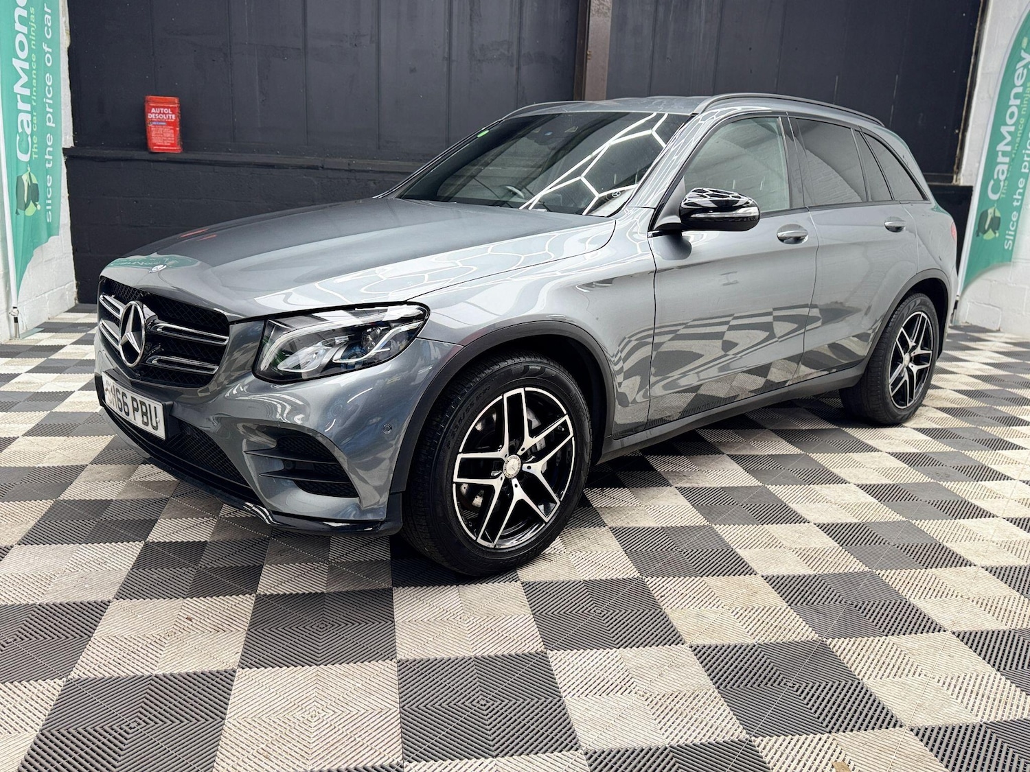 Used Mercedes-Benz GLC 2016 for sale - 77612324: Photo 11