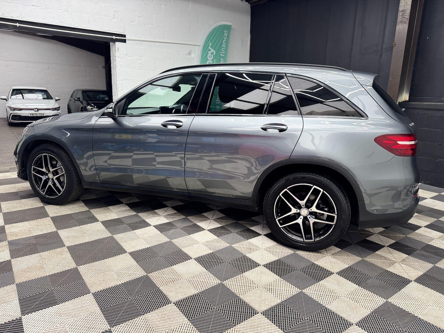 Used Mercedes-Benz GLC 2016 for sale - 77612324: Photo 15