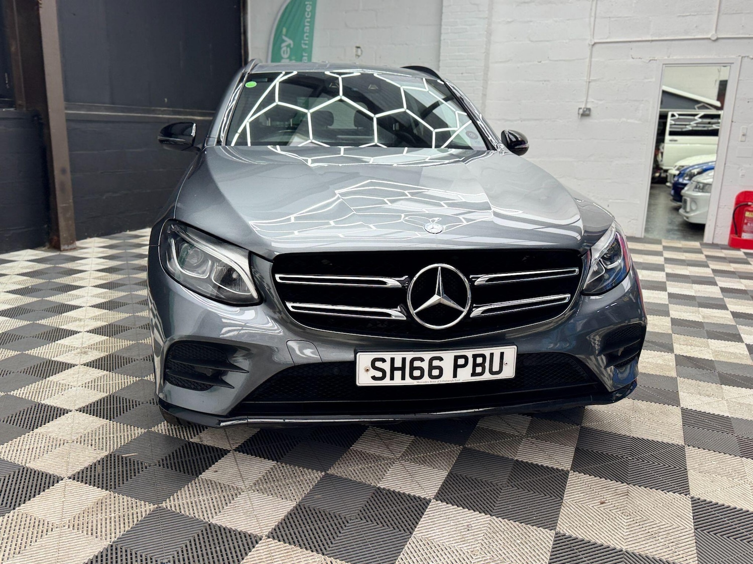 Used Mercedes-Benz GLC 2016 for sale - 77612324: Photo 3