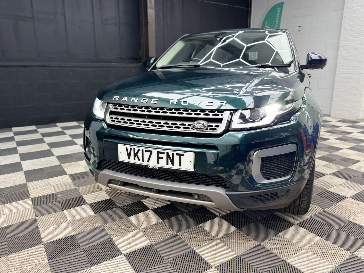 Used Land Rover Range Rover Evoque 2017 for sale - 77612276: Photo 2