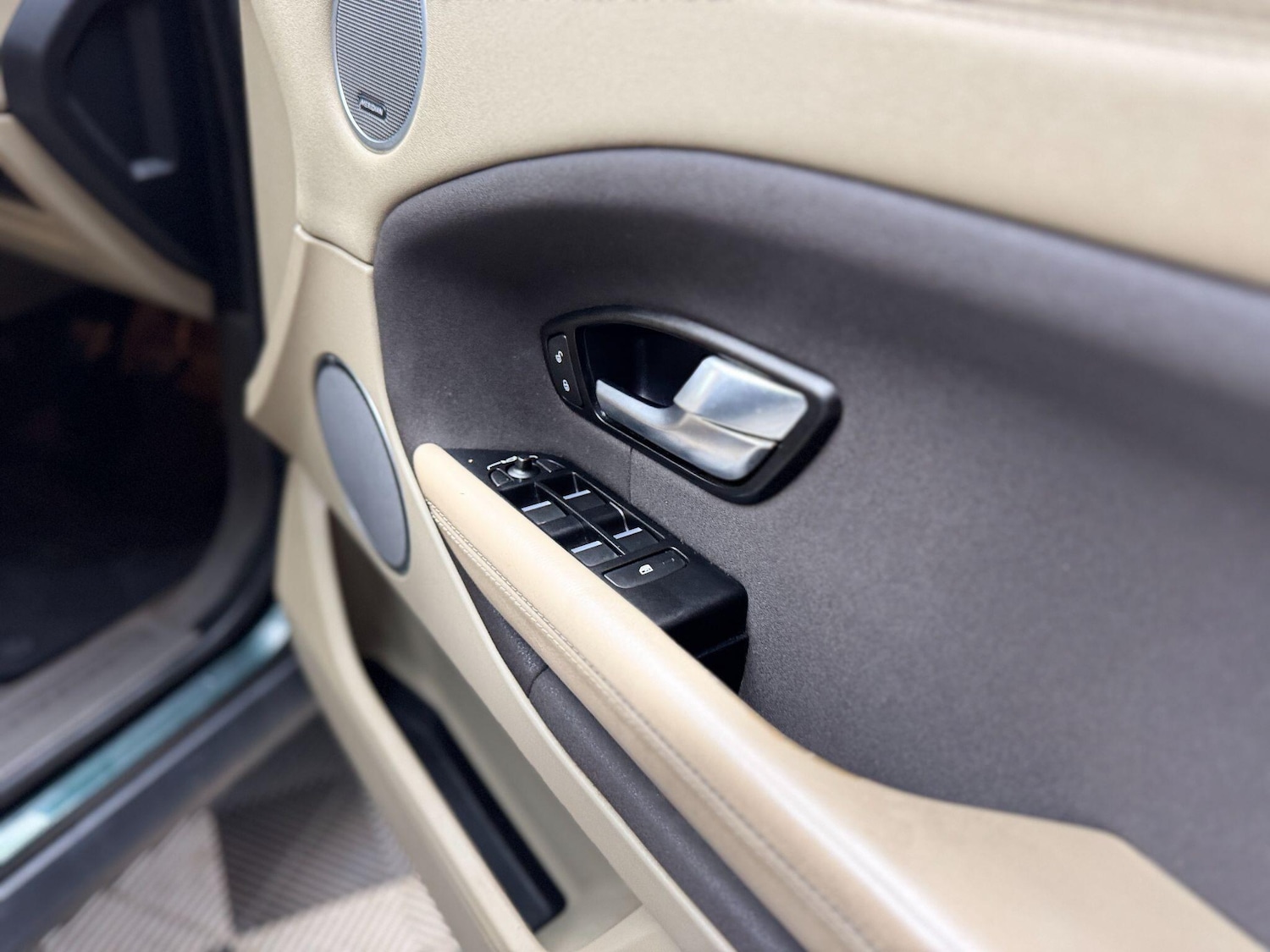 Used Land Rover Range Rover Evoque 2017 for sale - 77612276: Photo 34