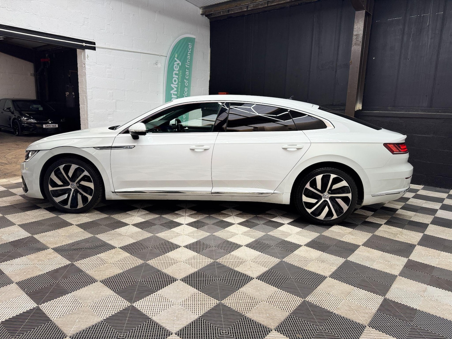 Used Volkswagen Arteon 2019 for sale - 77611418: Photo 15