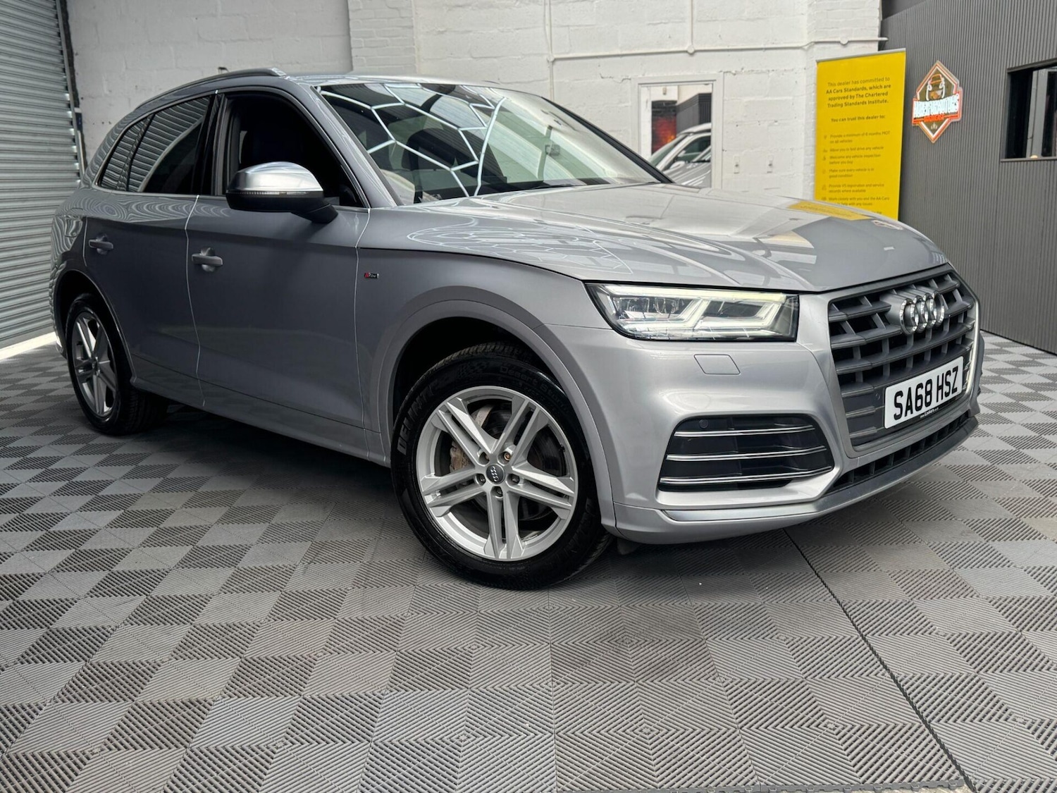 Used Audi Q5 2018 for sale - 78056049: Photo 2