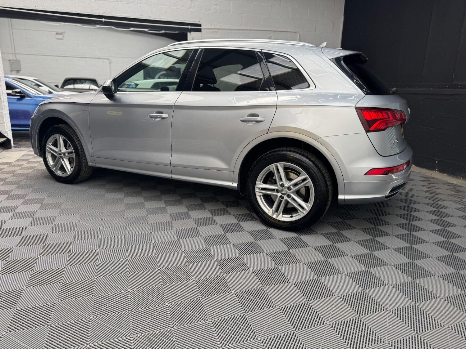 Used Audi Q5 2018 for sale - 78056049: Photo 5