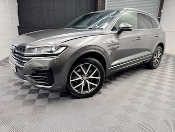 Used Volkswagen Touareg 2020 for sale - 79251779: Photo
