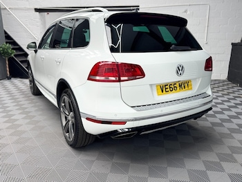 Used Volkswagen Touareg 2016 for sale - 78895306: Photo