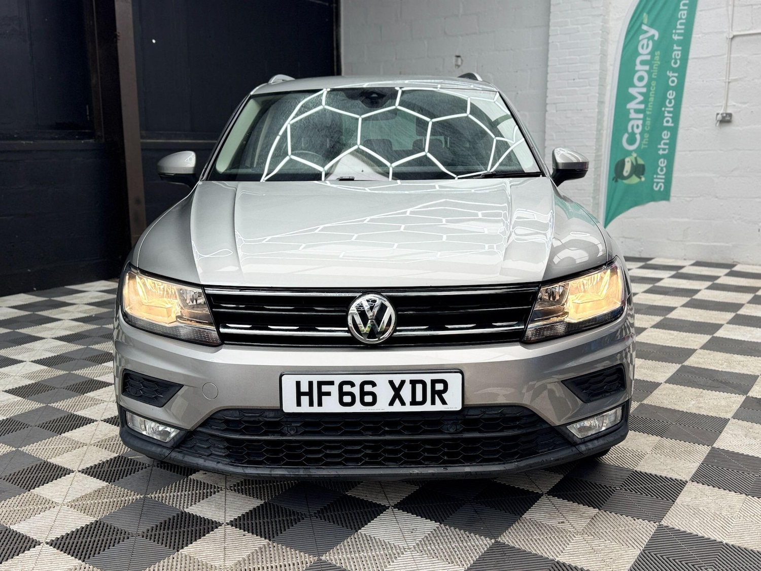 Used Volkswagen Tiguan for sale - 77658260: Photo 12