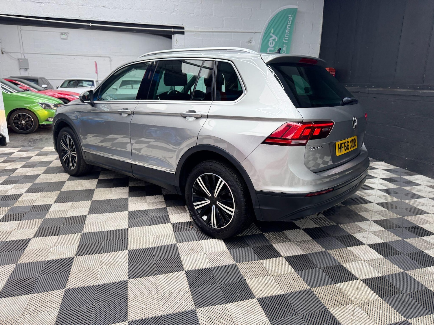 Used Volkswagen Tiguan for sale - 77658260: Photo 14