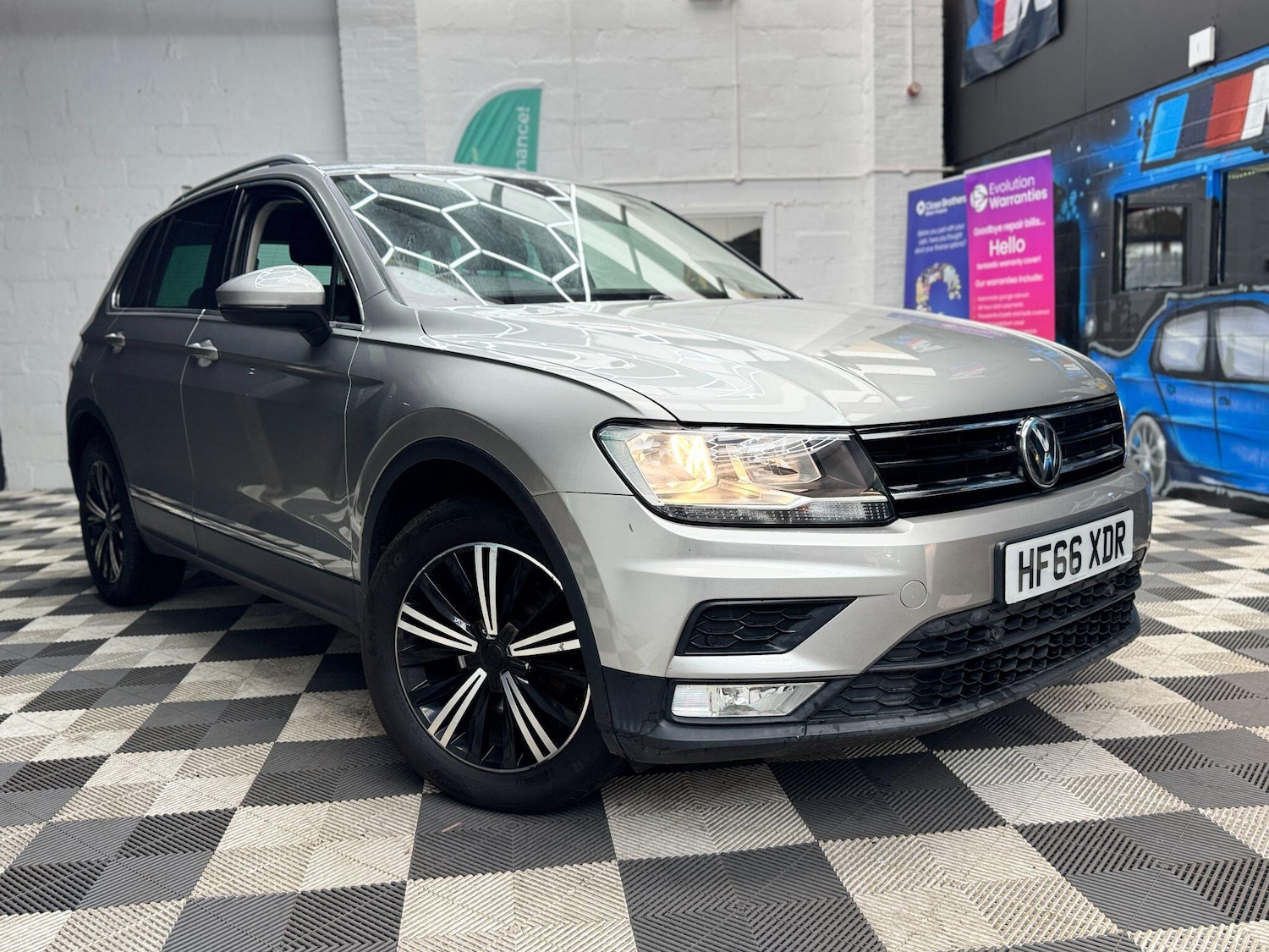 Used Volkswagen Tiguan for sale - 77658260: Photo 8