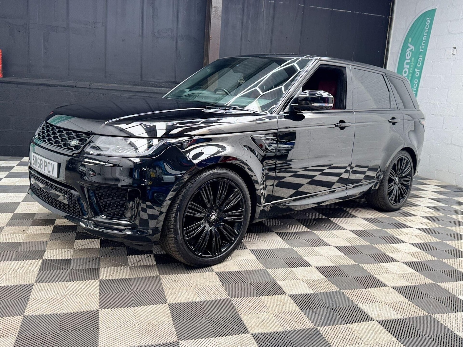 Used Land Rover Range Rover Sport 2018 for sale - 77878014: Photo 4