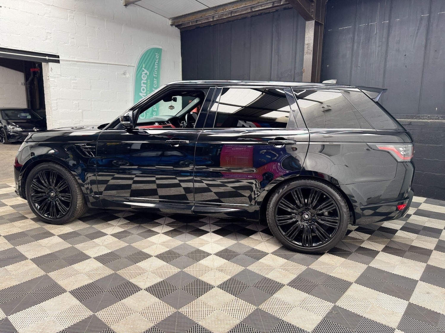 Used Land Rover Range Rover Sport 2018 for sale - 77878014: Photo 5