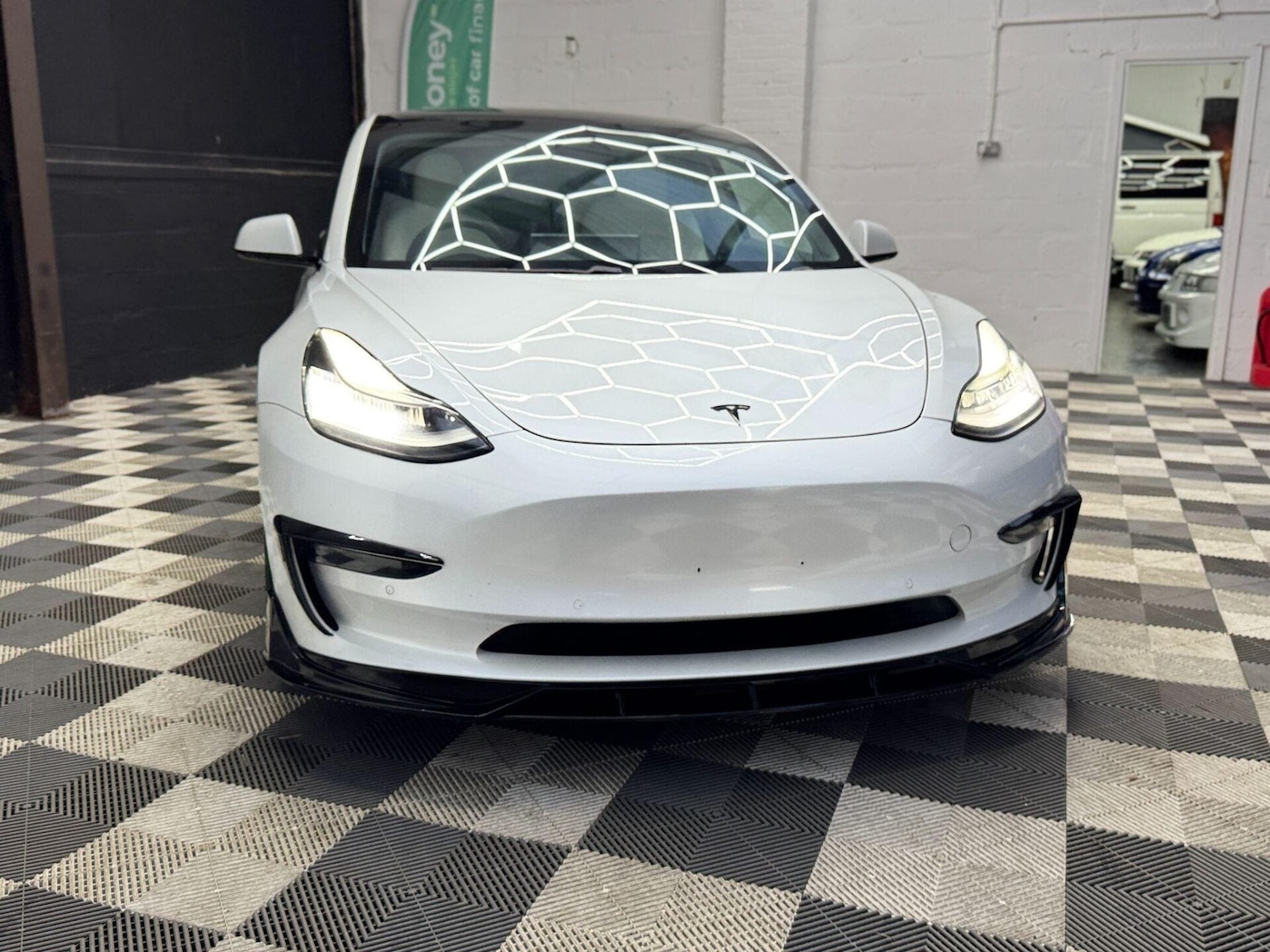 Used Tesla Model 3 2020 for sale - 77877999: Photo 9