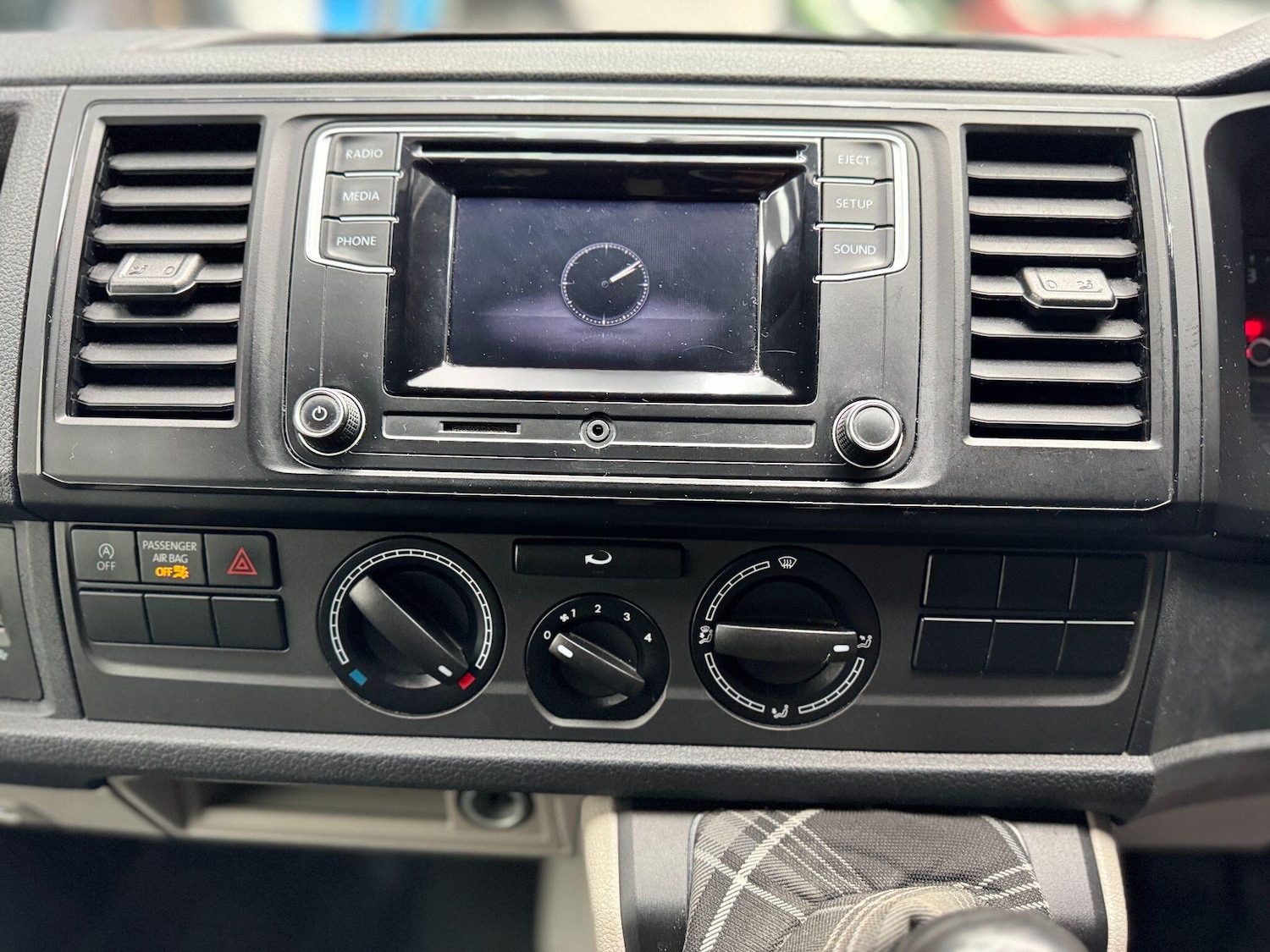 Used Volkswagen Transporter 2017 for sale - 77611665: Photo 28