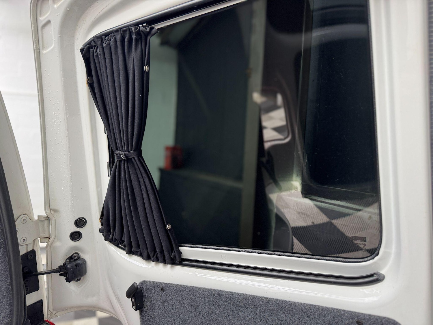 Used Volkswagen Transporter 2017 for sale - 77611665: Photo 31