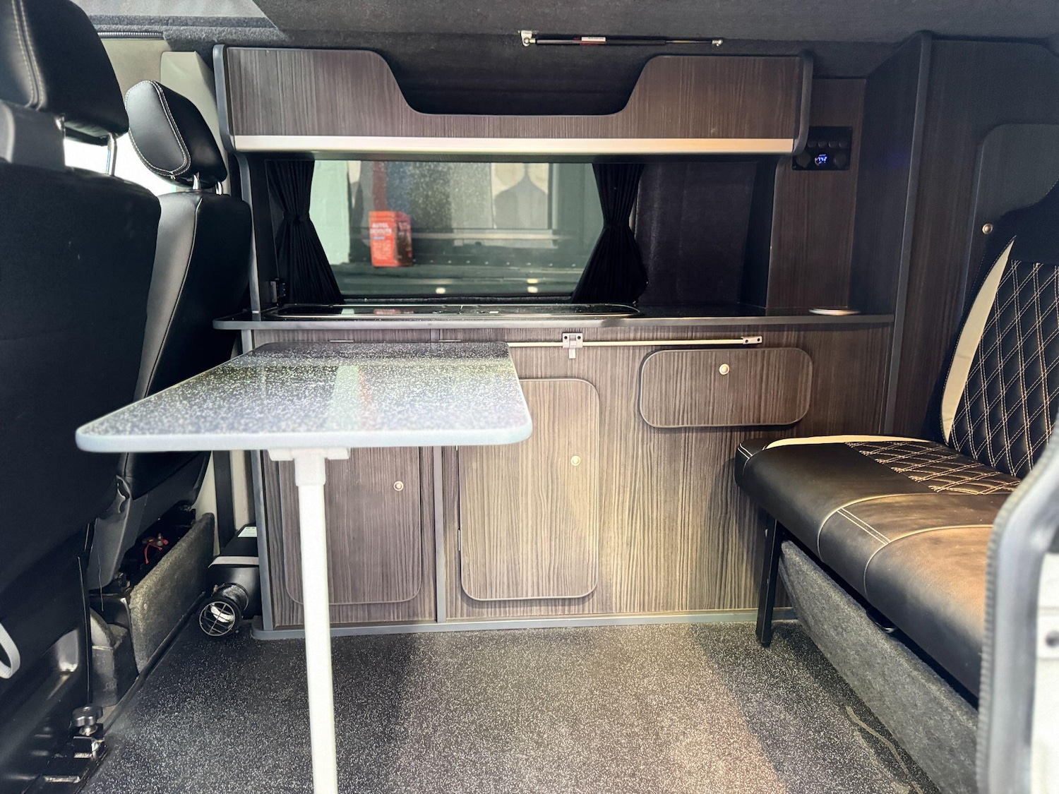 Used Volkswagen Transporter 2017 for sale - 77611665: Photo 44