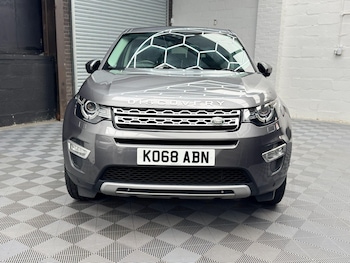 Used Land Rover Discovery Sport 2018 for sale - 78801263: Photo