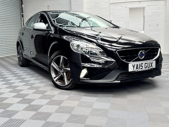 Used Volvo V40 2015 for sale - 79344003: Photo