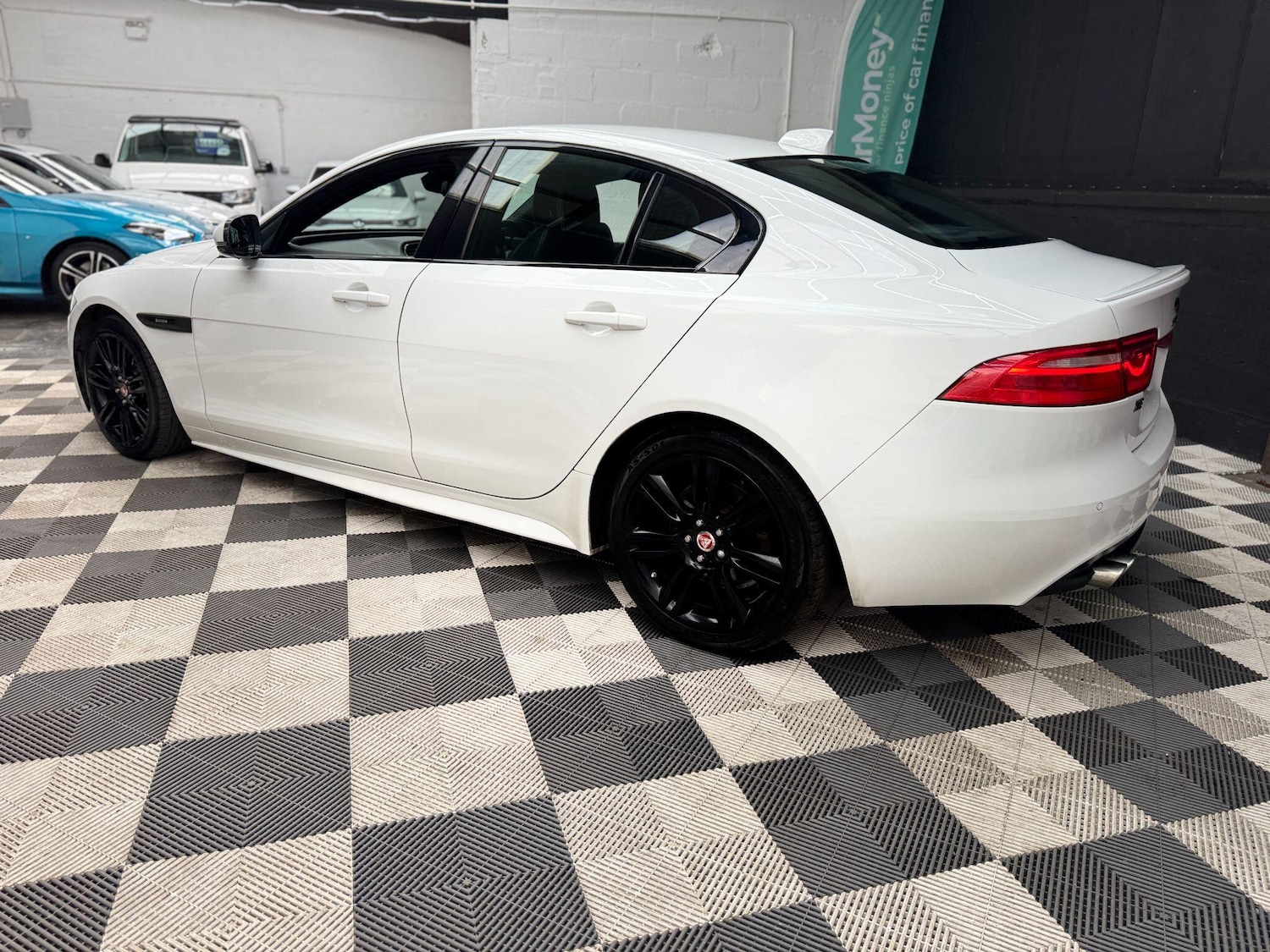 Used Jaguar XE 2018 for sale - 77839849: Photo 19