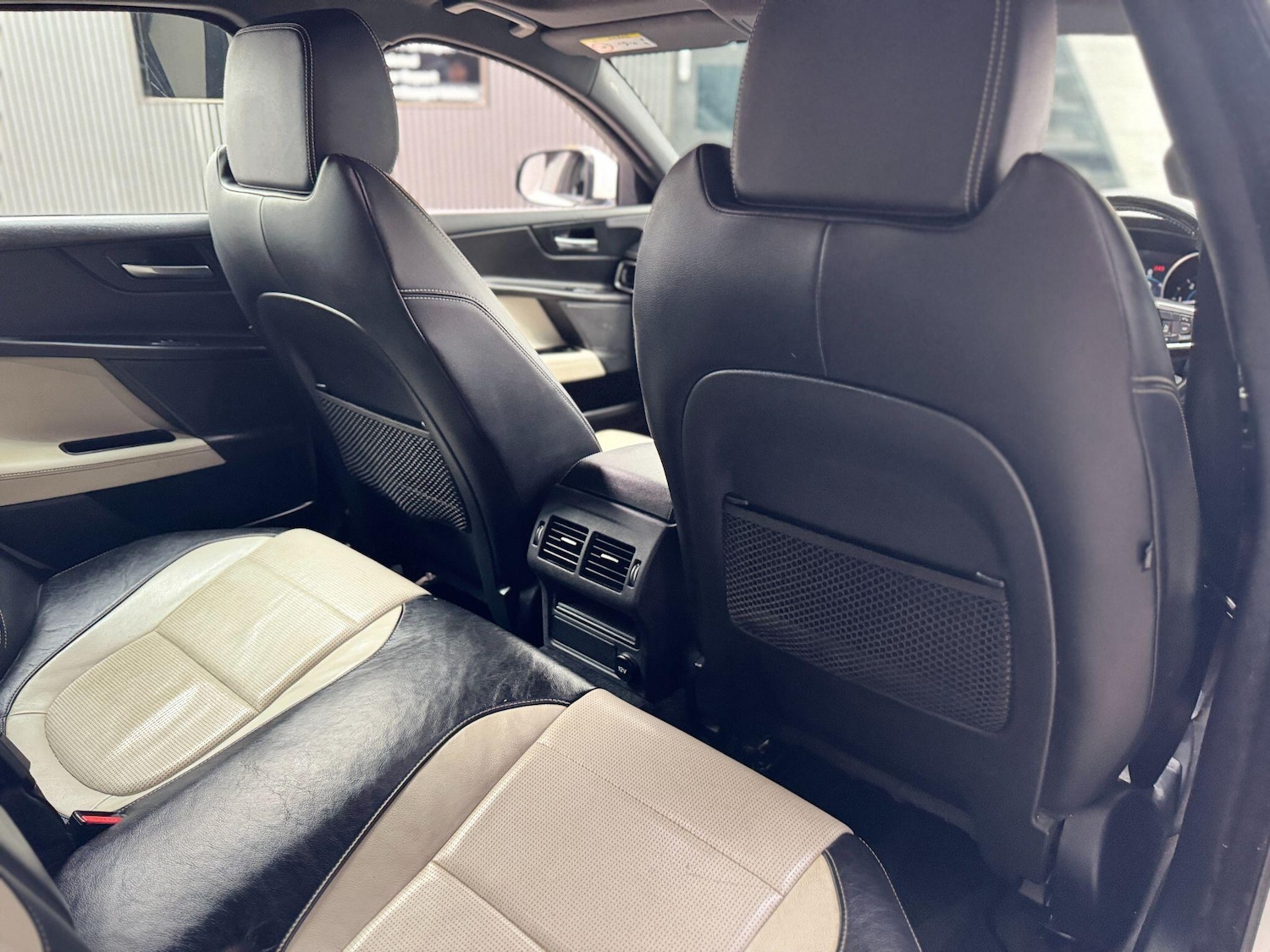 Used Jaguar XE 2018 for sale - 77839849: Photo 38