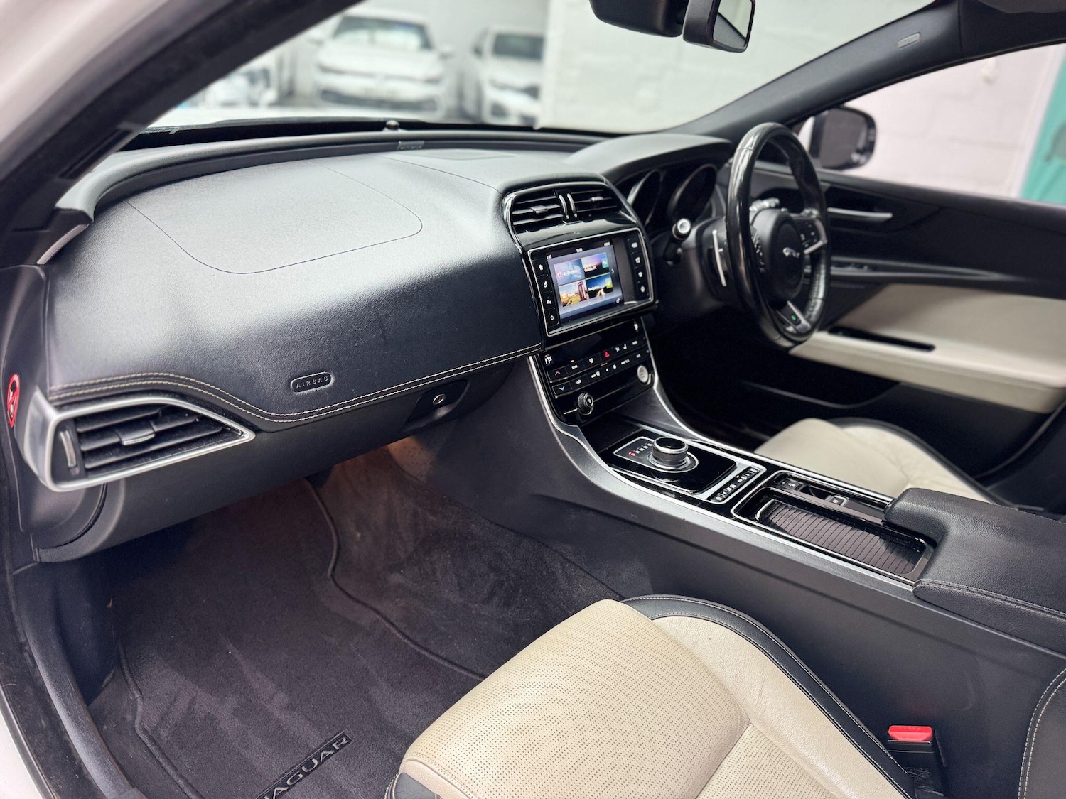 Used Jaguar XE 2018 for sale - 77839849: Photo 47