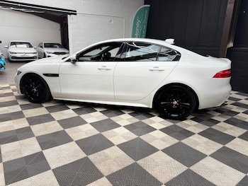 Used Jaguar XE 2018 for sale - 77839849: Photo
