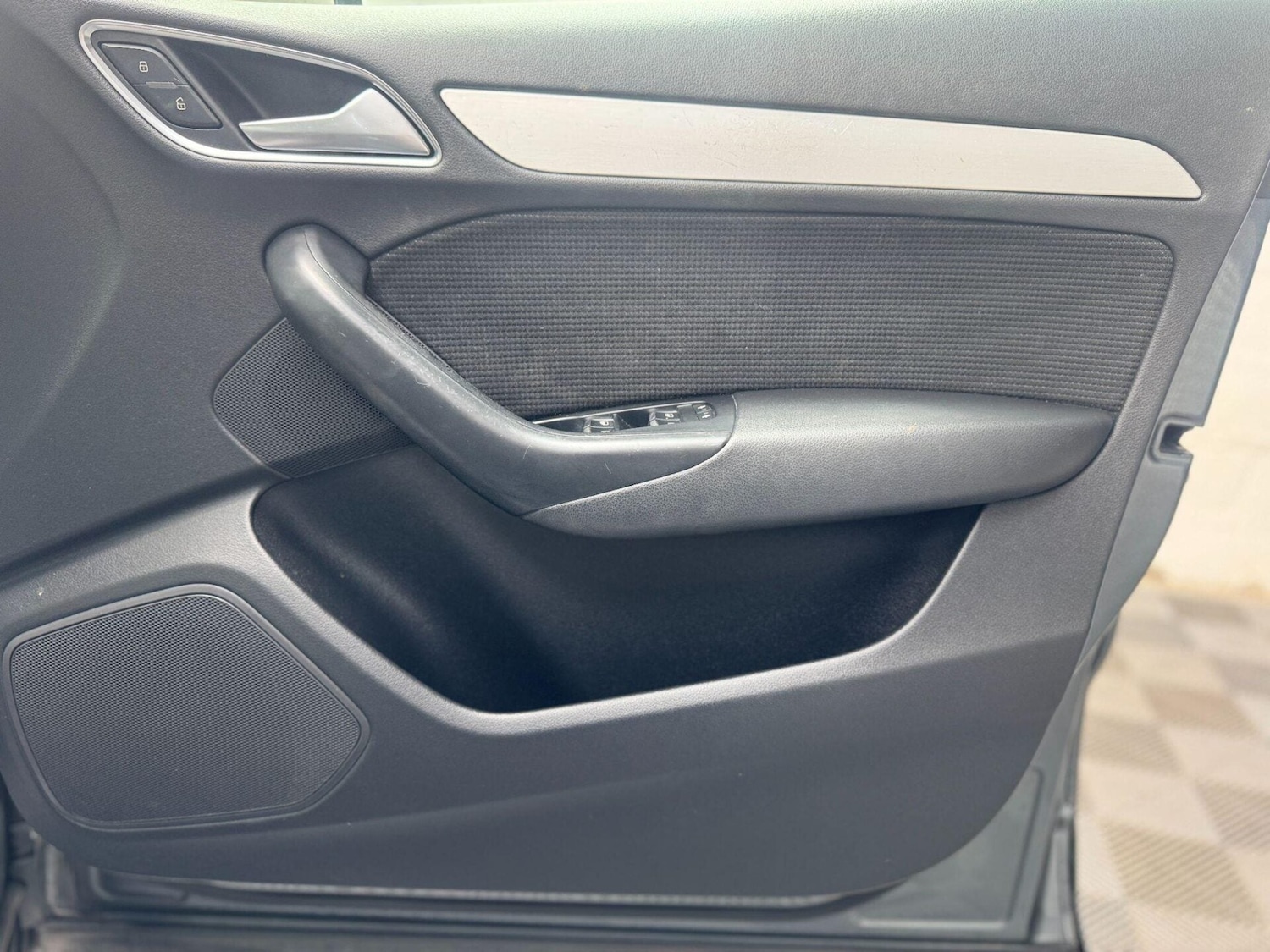 Used Audi Q3 2013 for sale - 78122883: Photo 24