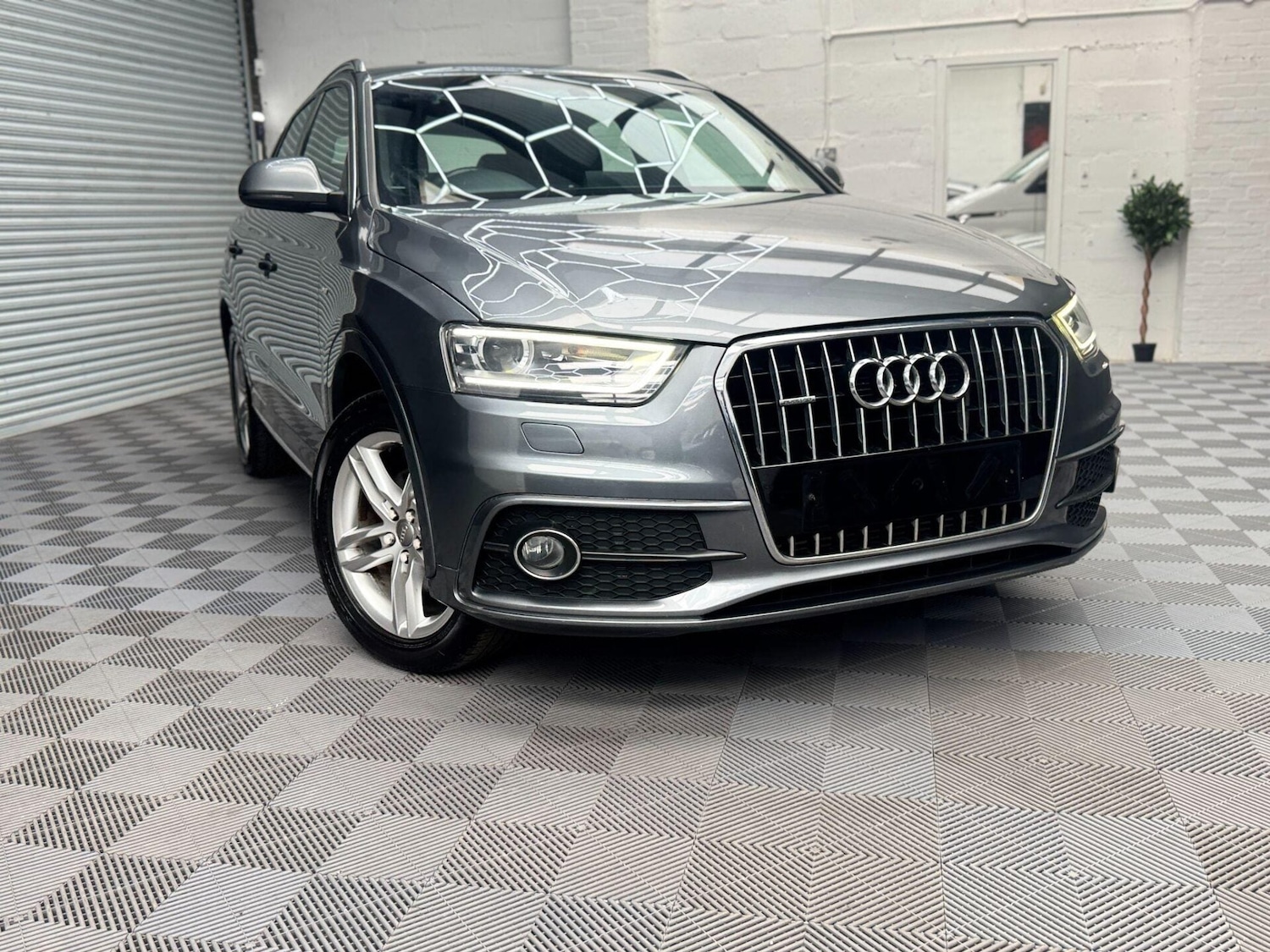 Used Audi Q3 2013 for sale - 78122883: Photo 5