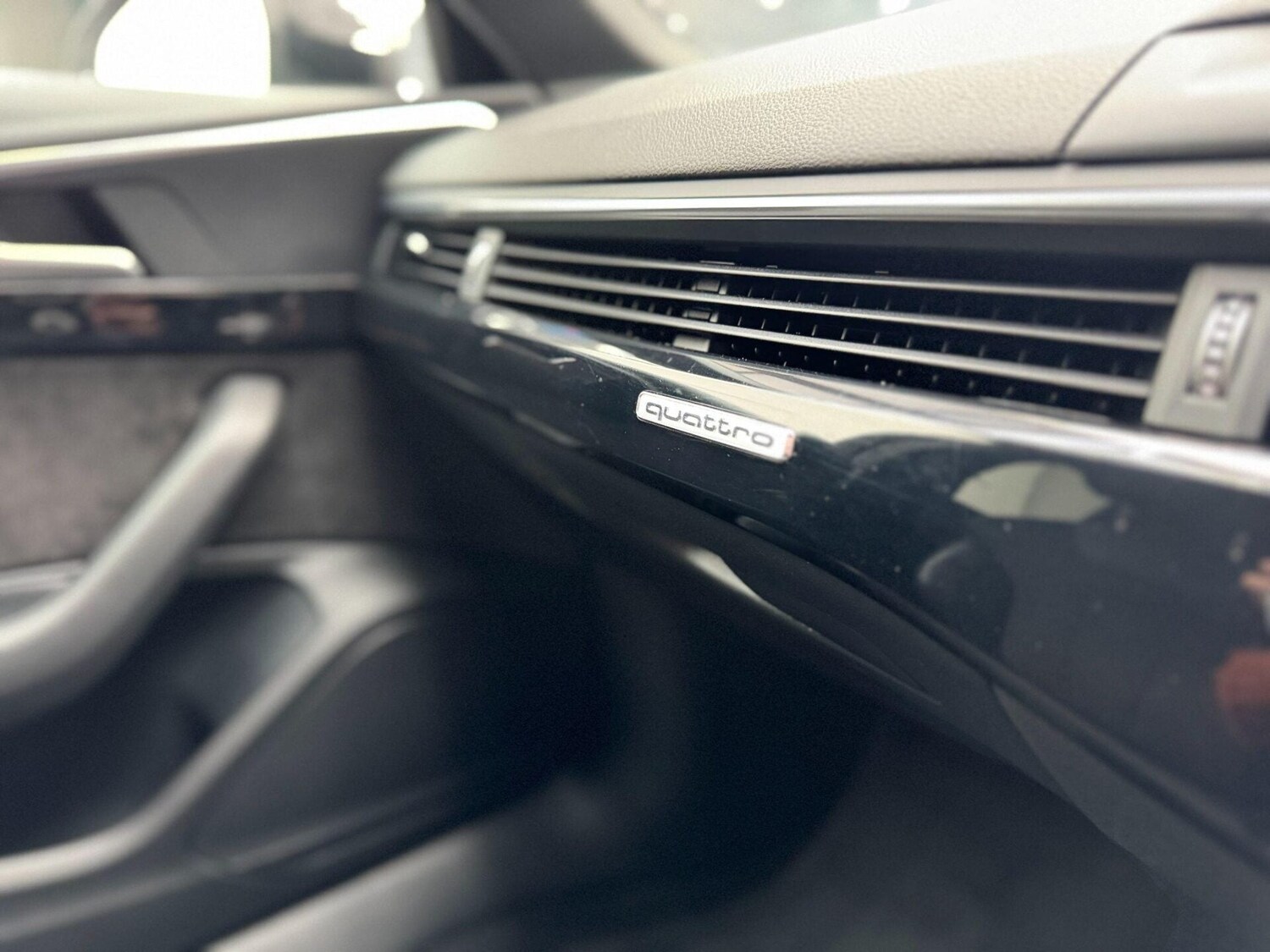 Used Audi A4 2018 for sale - 77878009: Photo 21