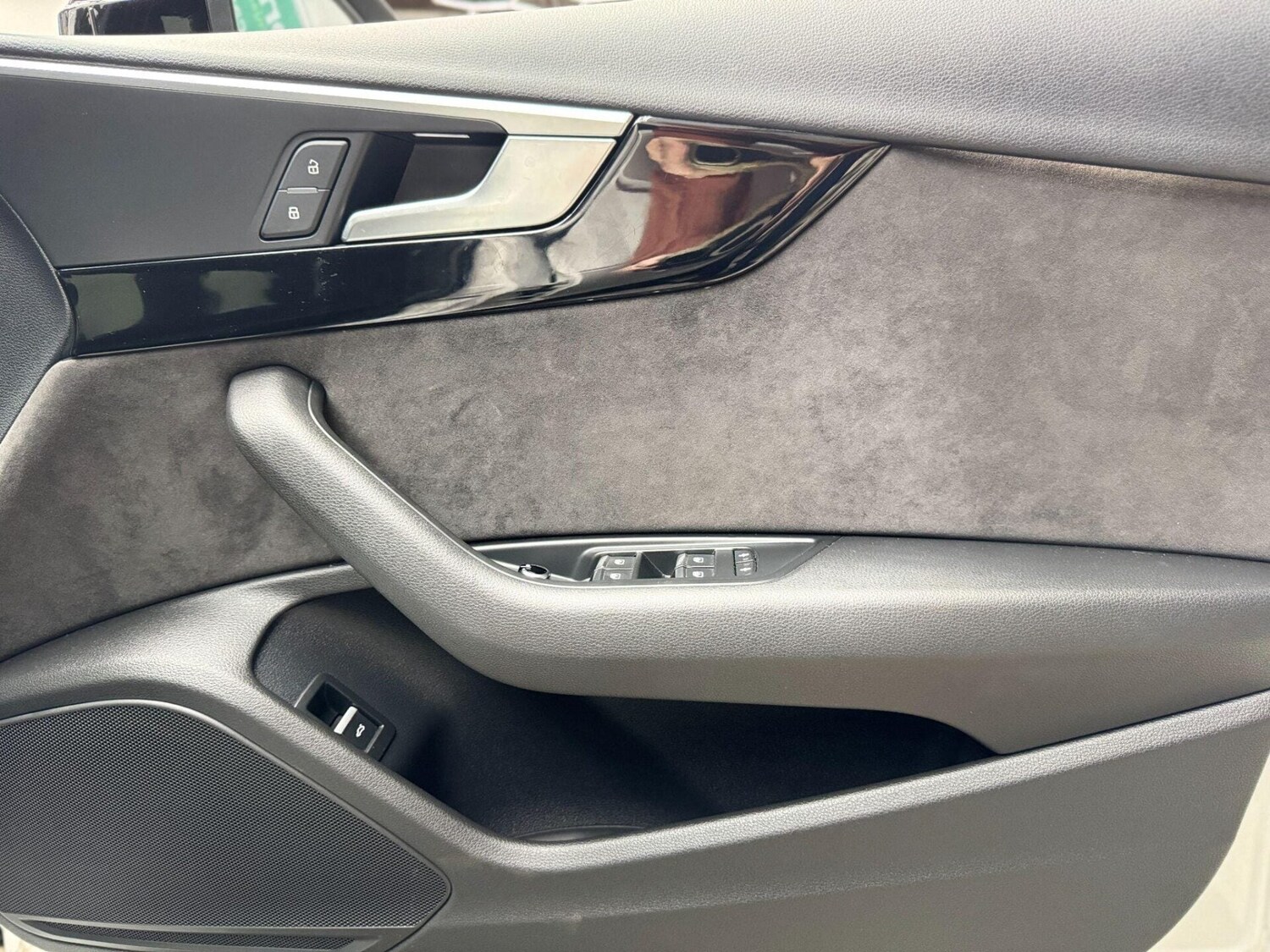 Used Audi A4 2018 for sale - 77878009: Photo 24