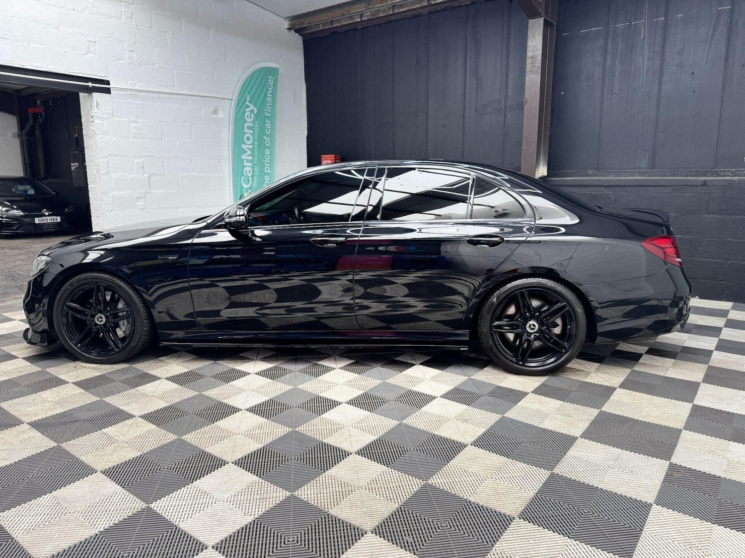 Used Mercedes-Benz E Class 2017 for sale - 77877994: Photo 13