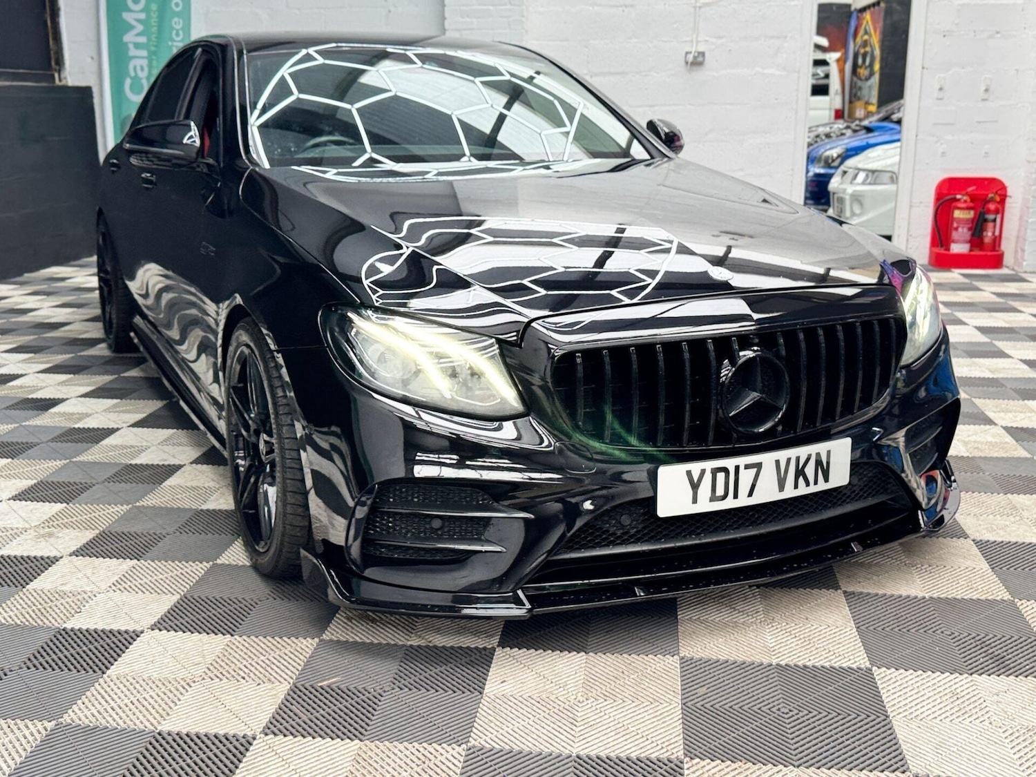 Used Mercedes-Benz E Class 2017 for sale - 77877994: Photo 6