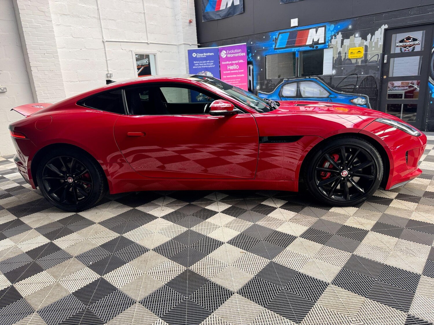 Used Jaguar F-Type 2014 for sale - 77612724: Photo 12