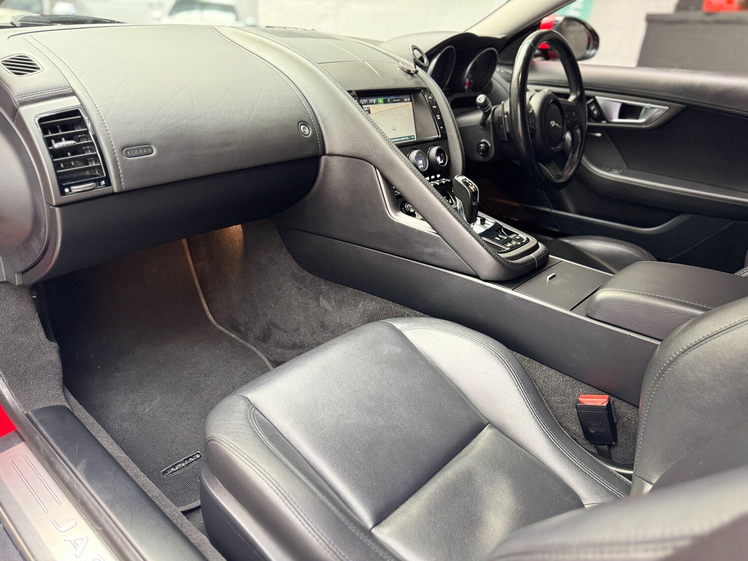 Used Jaguar F-Type 2014 for sale - 77612724: Photo 29