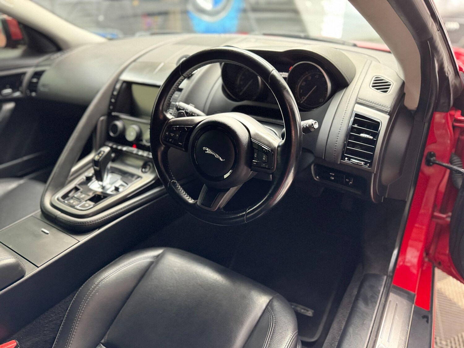 Used Jaguar F-Type 2014 for sale - 77612724: Photo 39