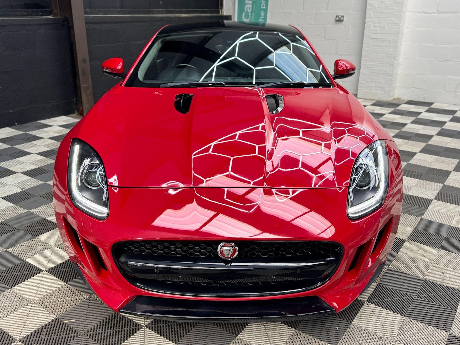 Used Jaguar F-Type 2014 for sale - 77612724: Photo 8